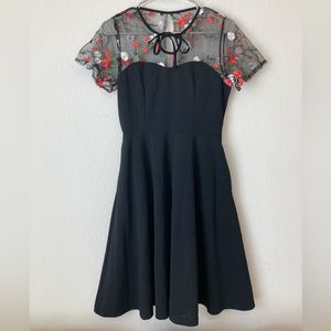 Black Floral Mesh Round Neck Short Sleeve vintage dress| with pockets